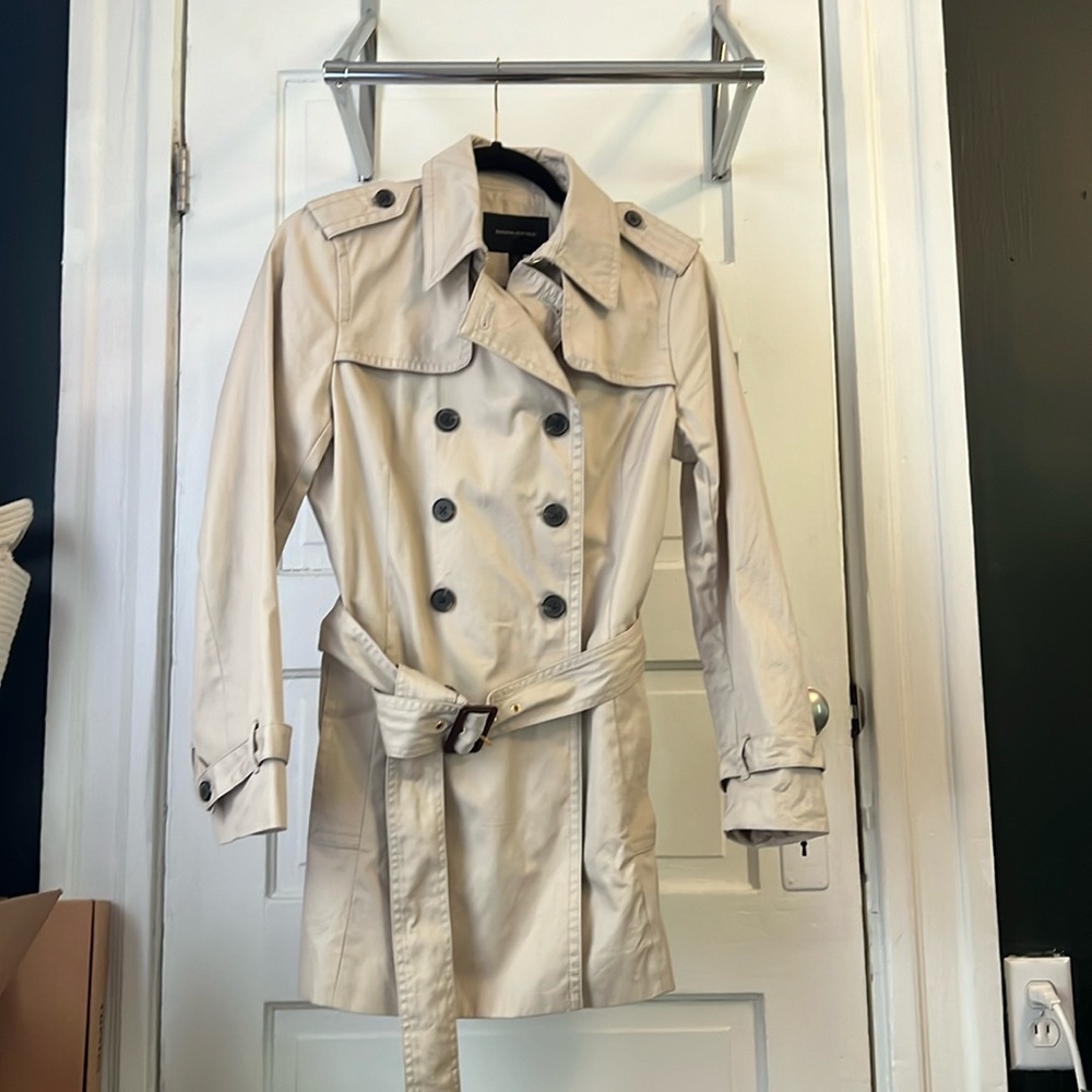 Trench Coat: Button Down Tan